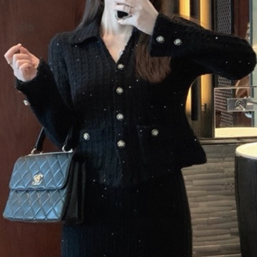 Elegant Black Women's Sweater